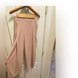 ZARA Palazzo Dress Pants in great condition attractive and very chic